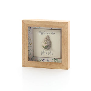HAPPILY EVER AFTER RESIN COUPLE WITH WOOD FRAME